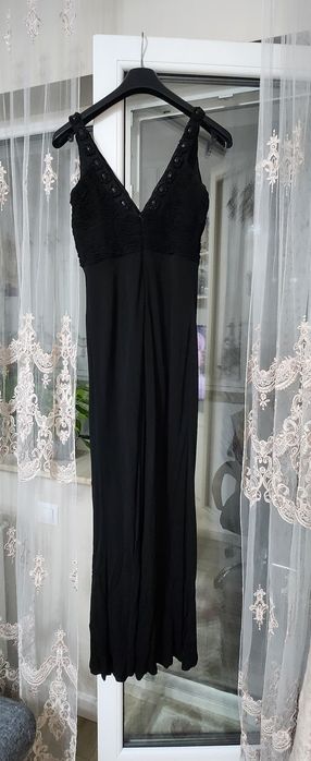 Vând rochie foarte eleganta