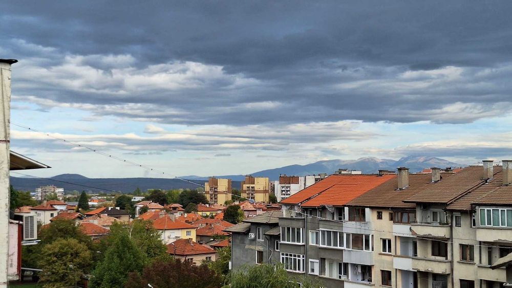 Продава се Тристаен апартамент в Кюстендил, Център - 73 кв.м за 688 €/кв.м - Снимка #4