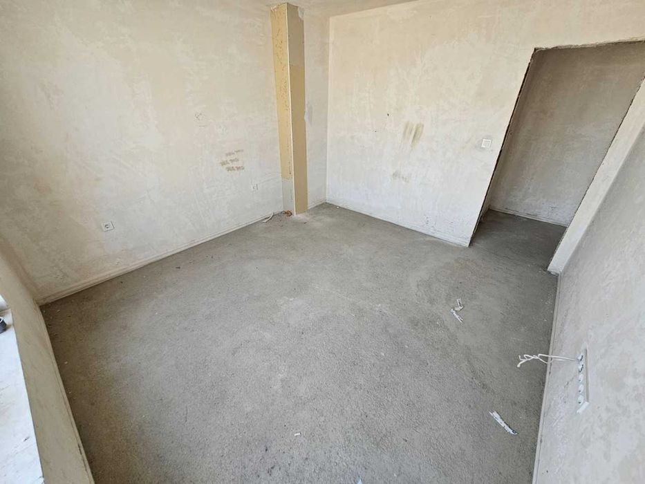 Продава се Тристаен апартамент в Пловдив, Южен - 172 кв.м за 756 €/кв.м - Снимка #7