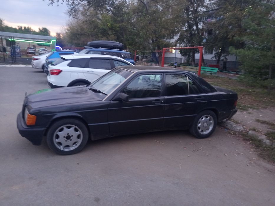 продам Мерседес 190