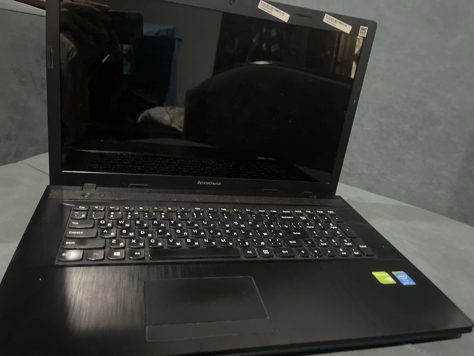 Lenovo G710 под ремонт