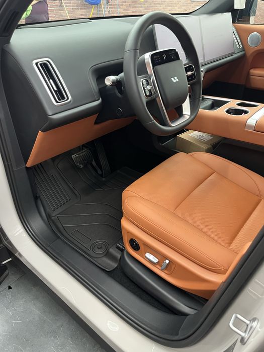 Коврики для авто, полики для авто