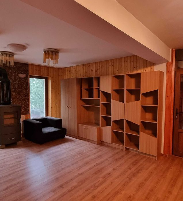 Mobilier de vanzare