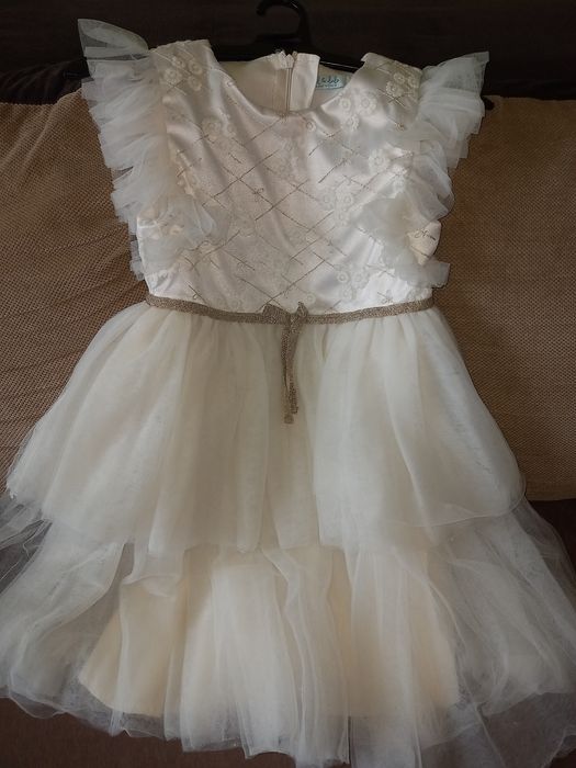 Официална рокля размер 122