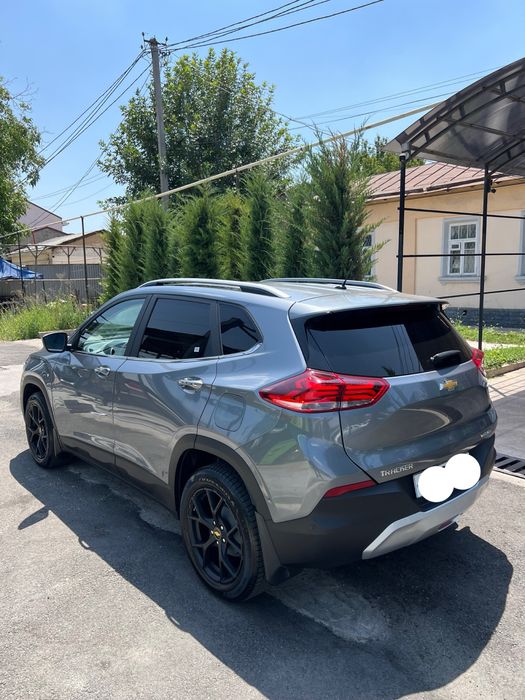 Tracker Premier Plus 2025