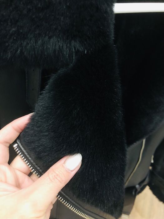 Продам дубленку.