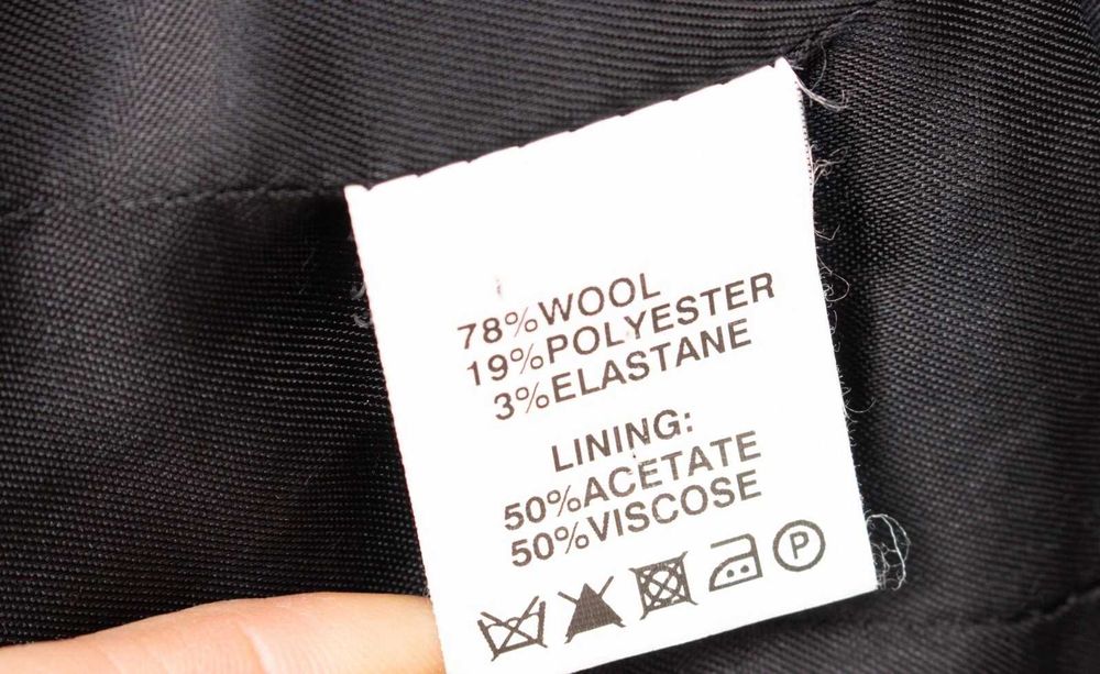 Reiss оригинално дамско сако черно от вълна пеплум S