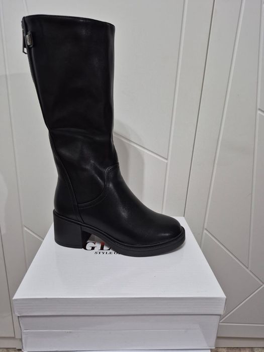 Женская обувь новые