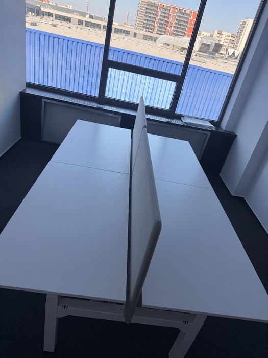 Mobilier birou impecabil utilizat 6 luni