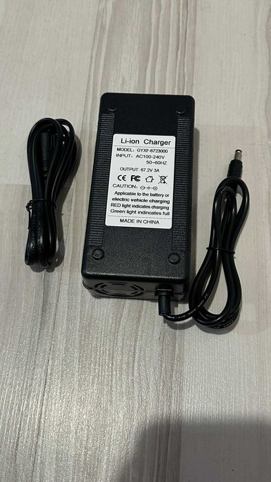 Incarcator vehicule electrice 60v (67,2v 3a)