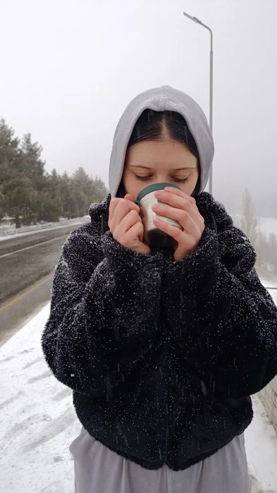 Продам шубу pull bear