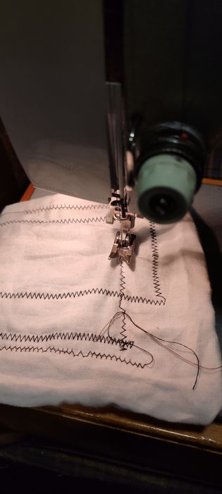 Швейная машинка чайка 3