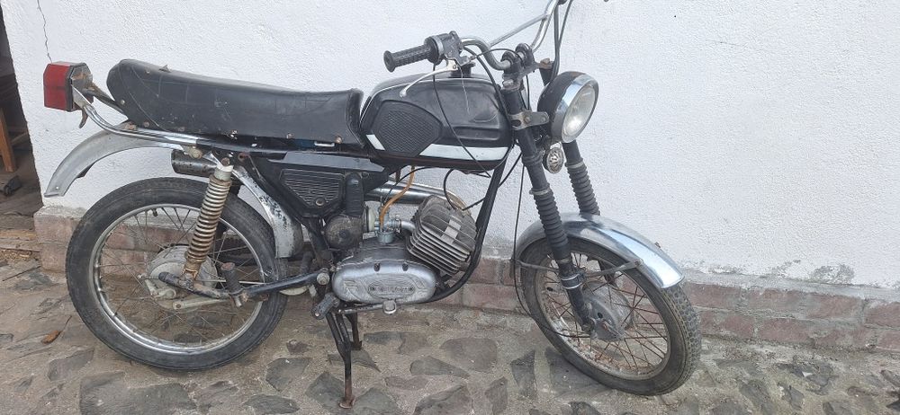 Vand 2 motociclete mobra-hoinar