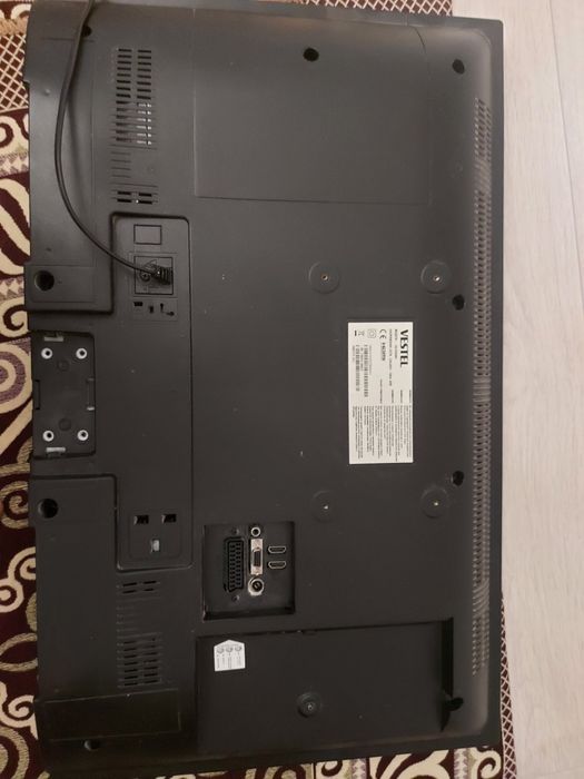 Телевизор марки Vestel б/у