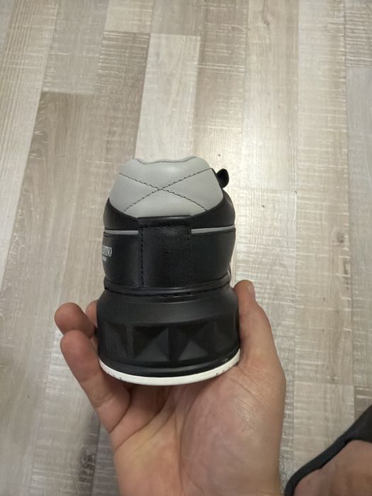 Valentino Garavani One Stud Sneakers 41