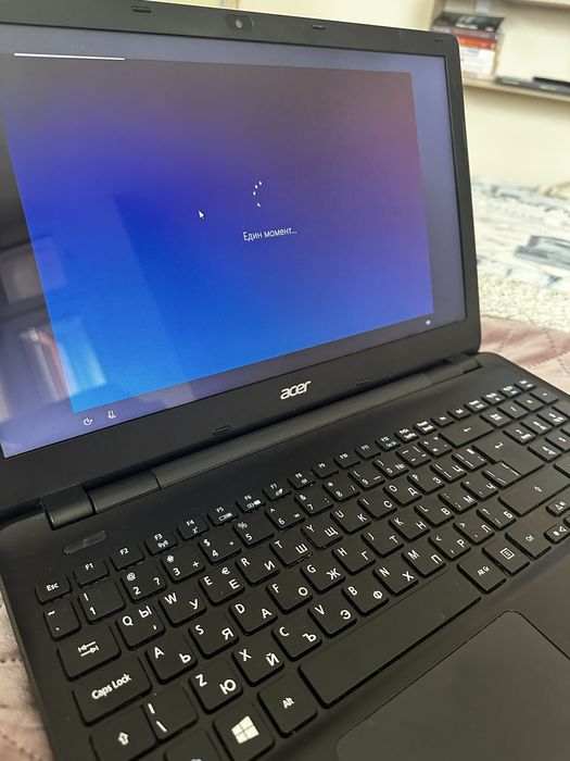 Продавам лаптоп Acer