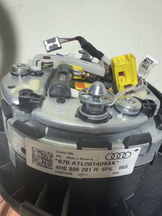Волан за audi s8 d4 a8 d4 a6 c7 A7 с подгрев и airbag