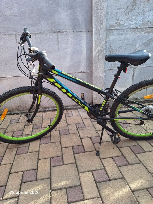 Bicicleta de vânzare