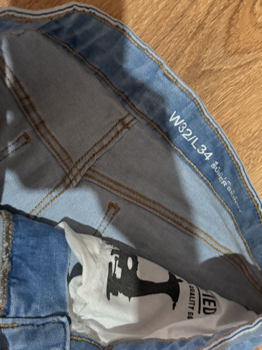 Blugi Noi Barbati Slim Fit M