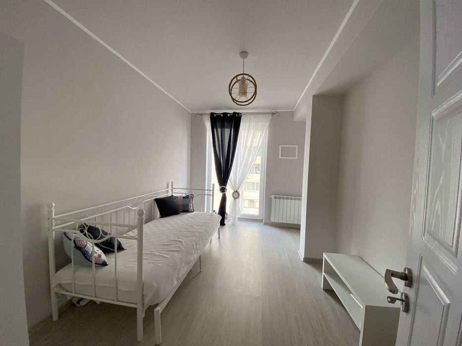 Дава се под наем Тристаен апартамент в София, Дружба 1 - 75 кв.м за 700 € - Снимка #12