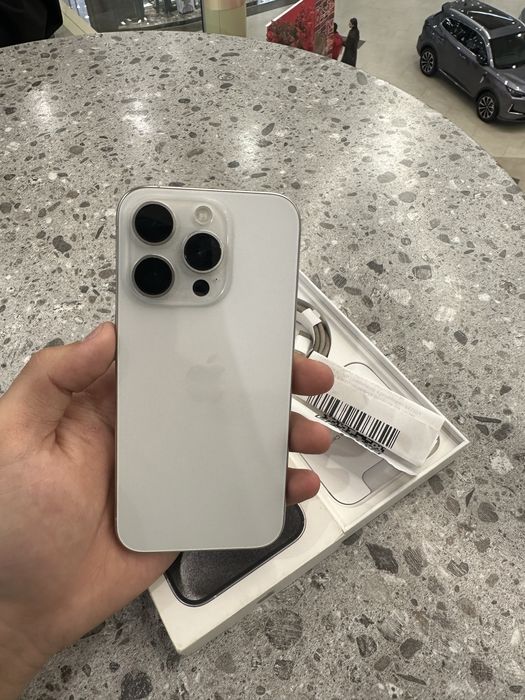 IPhone 15 pro 128gb 83%