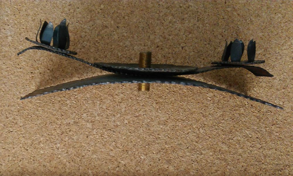 Свещник/нощна лампа от ковано желязо за две свещи