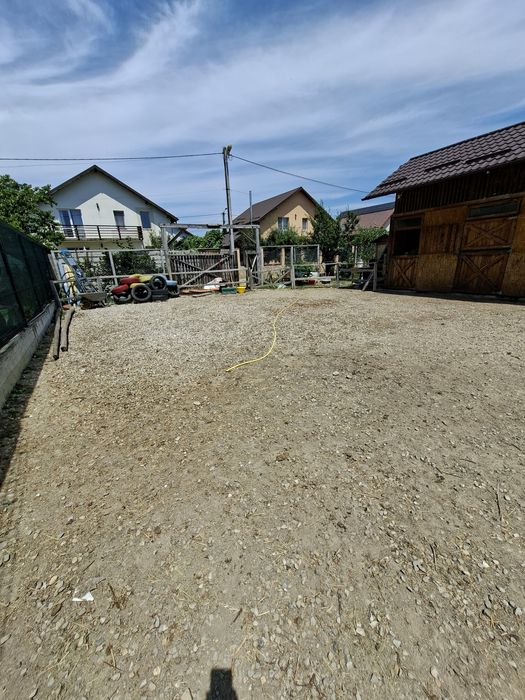 Teren intravilan Bascov +anexa gospodareasca