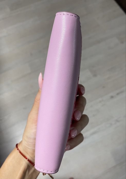 Шарено портмоне