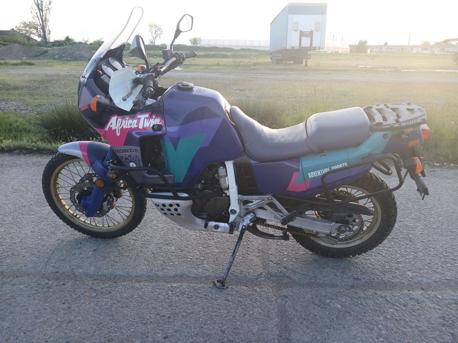Honda africa twin xrv 750 rd04