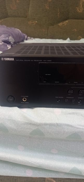 Receiver Yamaha RX-V565