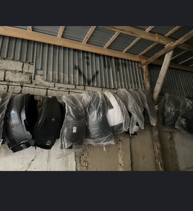 Оригинал запчасть подкрыльник