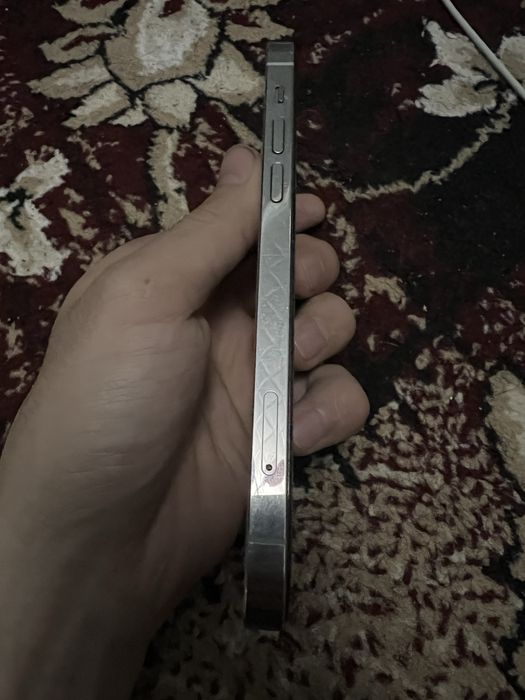 Iphone 12 pro 128/85