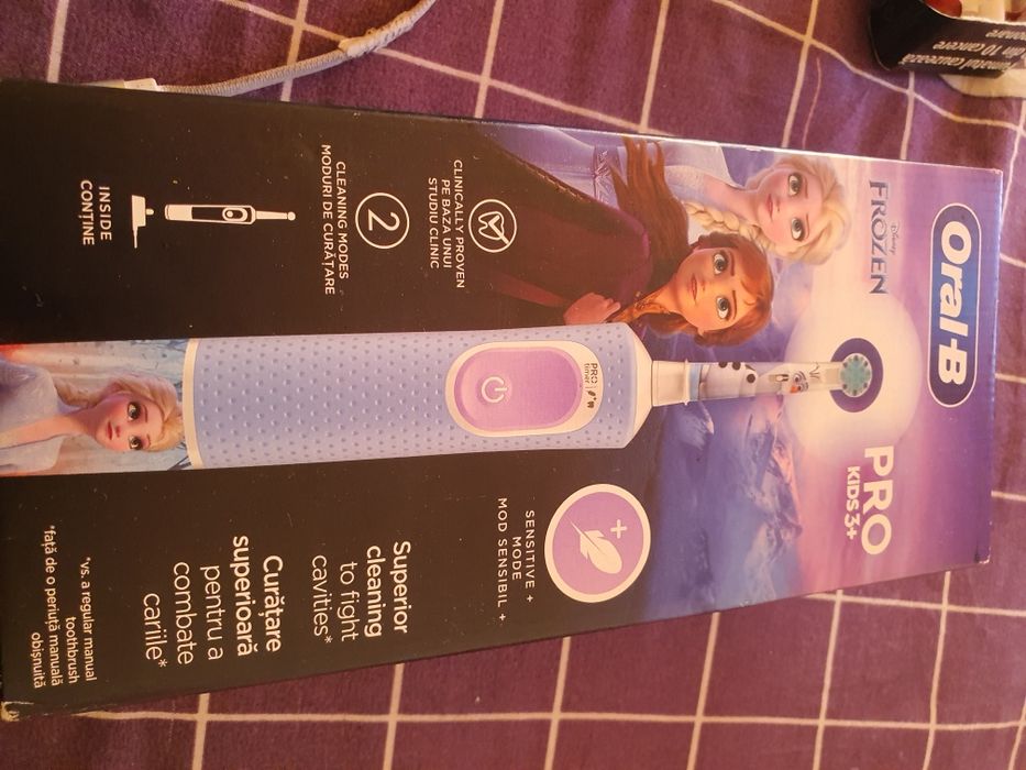 Periuta electrica de copii oral b