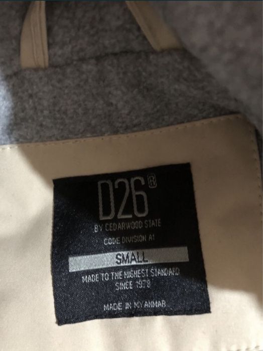 Geacă  de iarnă noi cu etichetă