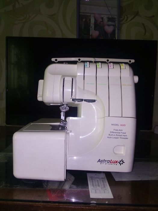 Оверлог продам Срочно