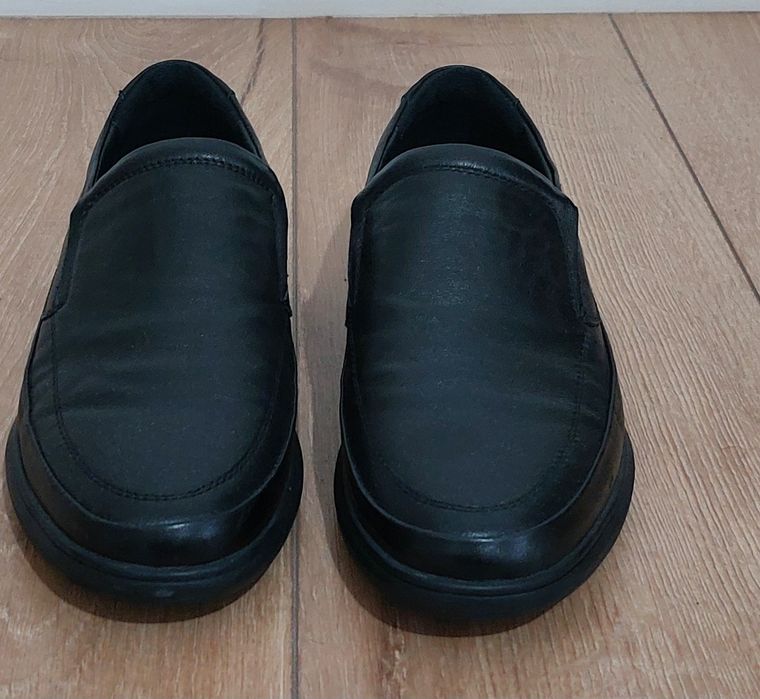 Продам мужские кожанные туфли