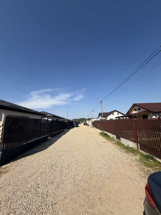 Casa parter, 3 dormitoare, 2 bai, terasa, beci, camera tehnica