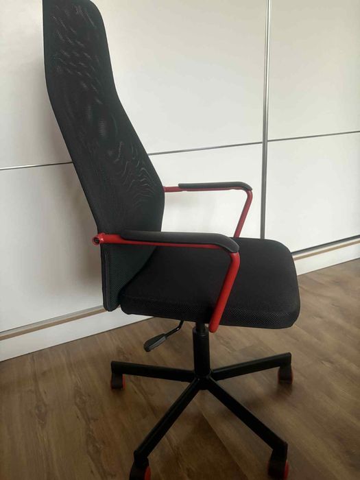 Офис стол в отлично състояние