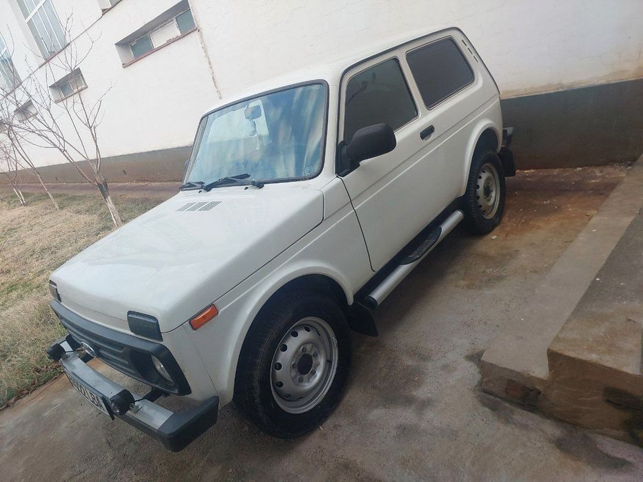 Lada Niva год 2018 пробег 150.000 хорошее состояние