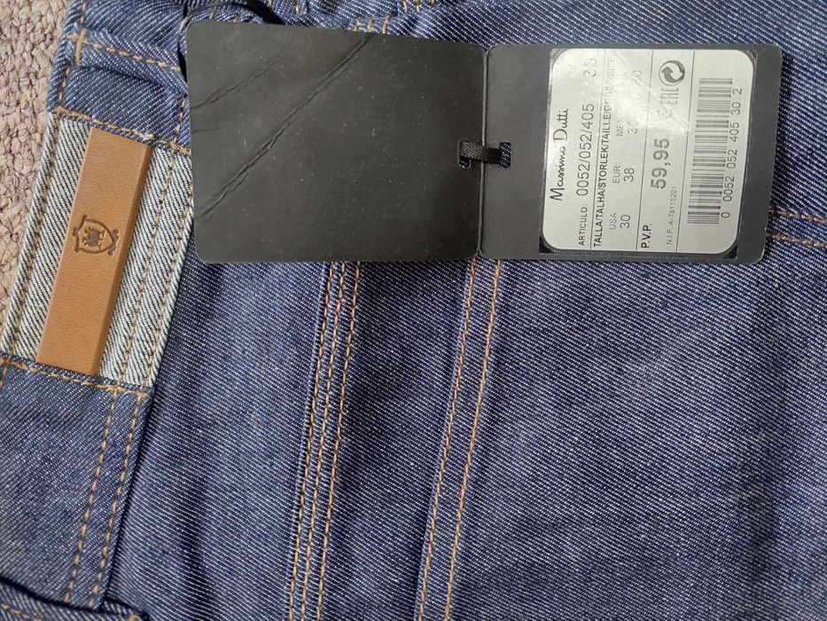blugi/pantaloni de barbati 30 Massimo Dutti