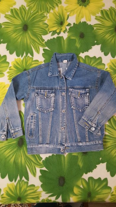 Джинсы и джинсовая курточка на девочку