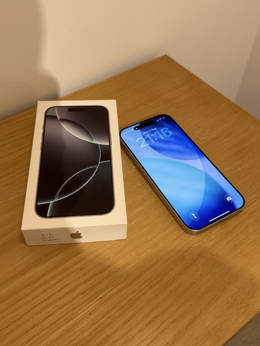 iPhone 16 Pro 126GB Silver – 90% Battery Health – Пълен комплект