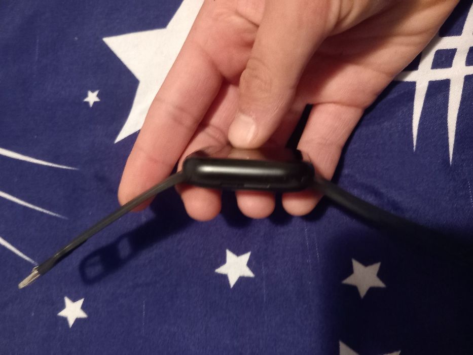 Ceas tactil fără încărcător