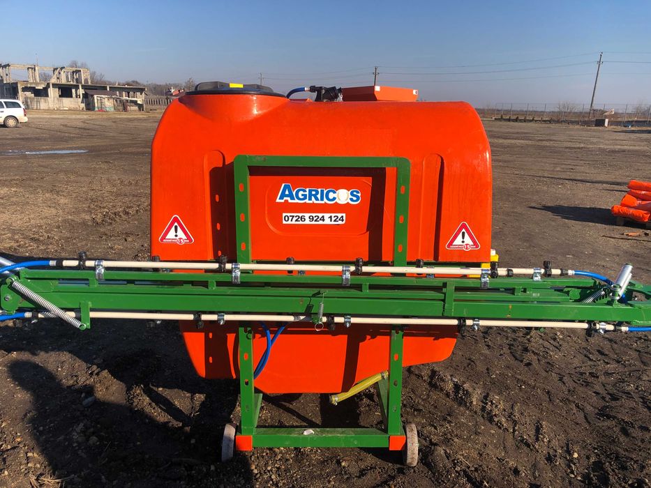 distribuitor ingrasaminte sau erbicide , disc hidraulic