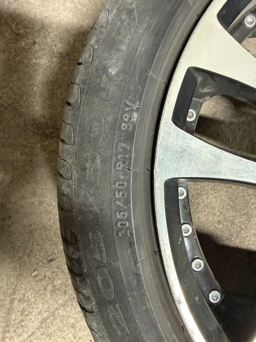 Шины летнии Pirelli