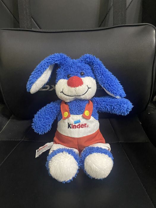 Заяц -Киндер . Даша . Винни.