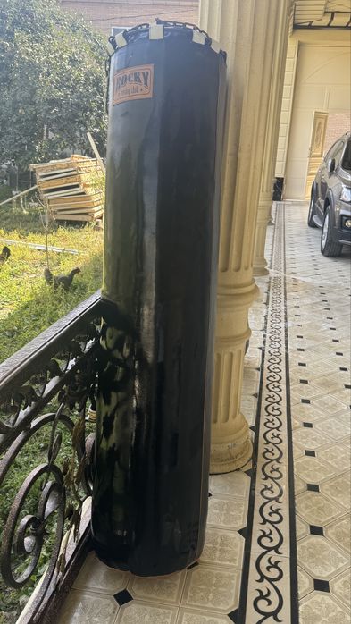 Груша Meshok boksa rocky