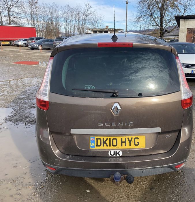 Dezmembrez Renault Scenic 3
