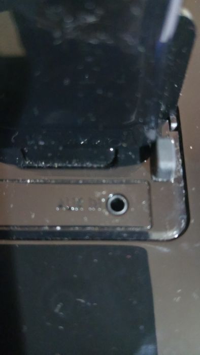 Радио часовник с блутут