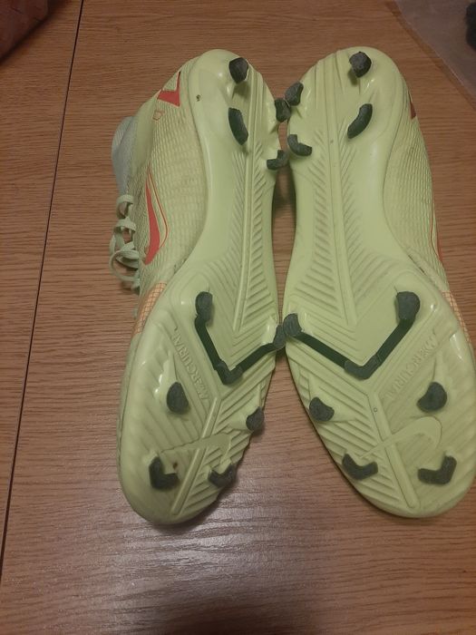 Футболни обувки Nike Mercurial, номер 43